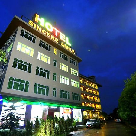 Hotel Sincere Smile Rangun Kültér fotó