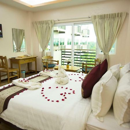 Hotel Sincere Smile Rangun Kültér fotó