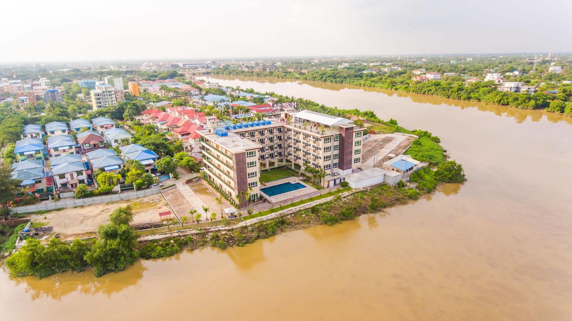 Hotel Sincere Smile Rangun Kültér fotó