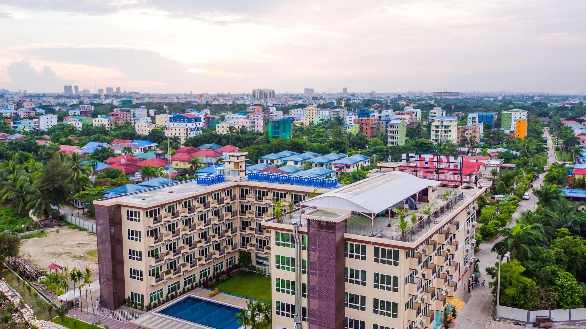 Hotel Sincere Smile Rangun Kültér fotó