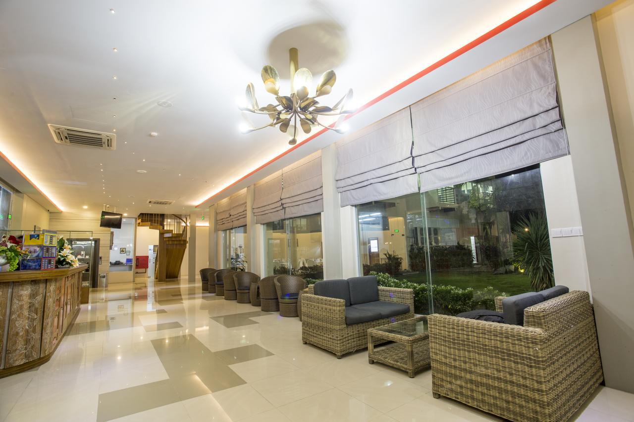 Hotel Sincere Smile Rangun Kültér fotó