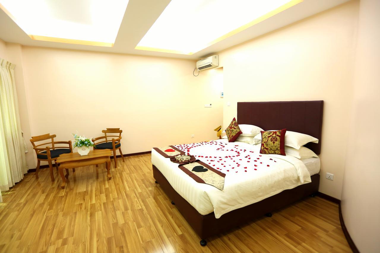 Hotel Sincere Smile Rangun Kültér fotó