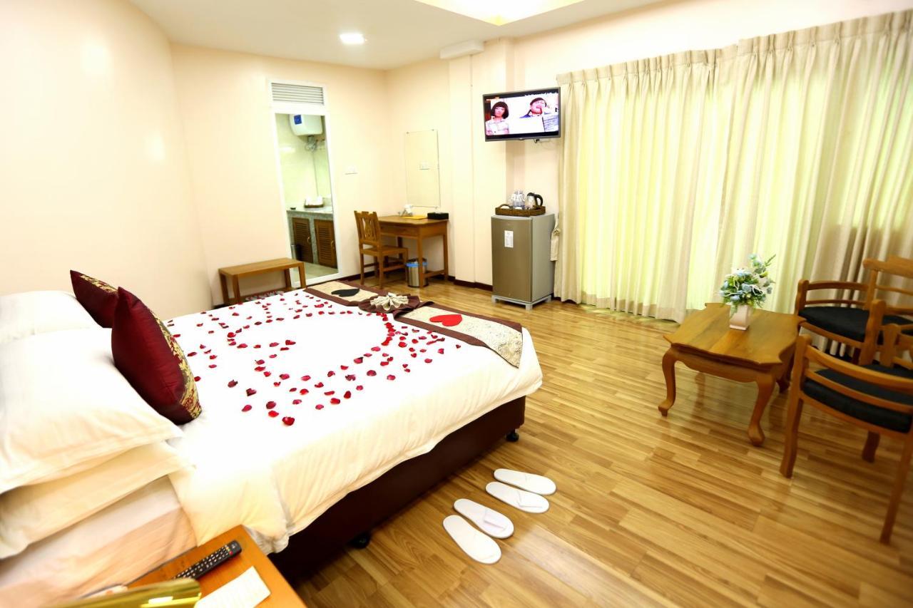 Hotel Sincere Smile Rangun Kültér fotó